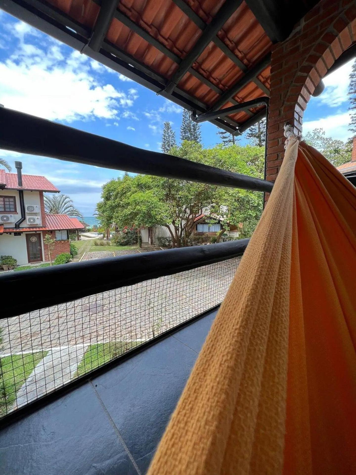 Casa Pe Na Areia Em Paradisiaca Com Piscina Frente Mar Casa de férias *