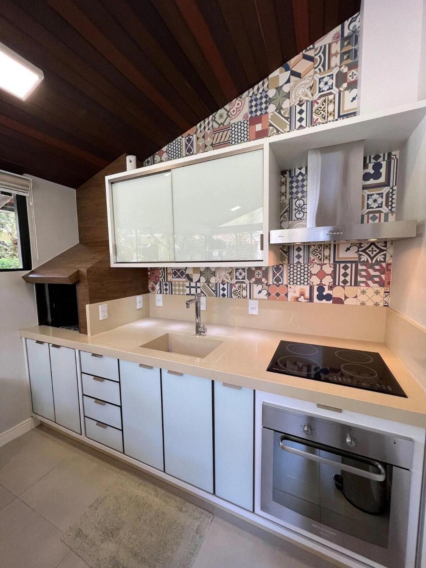 Casa Pe Na Areia Em Paradisiaca Com Piscina Frente Mar Balneario Camboriu